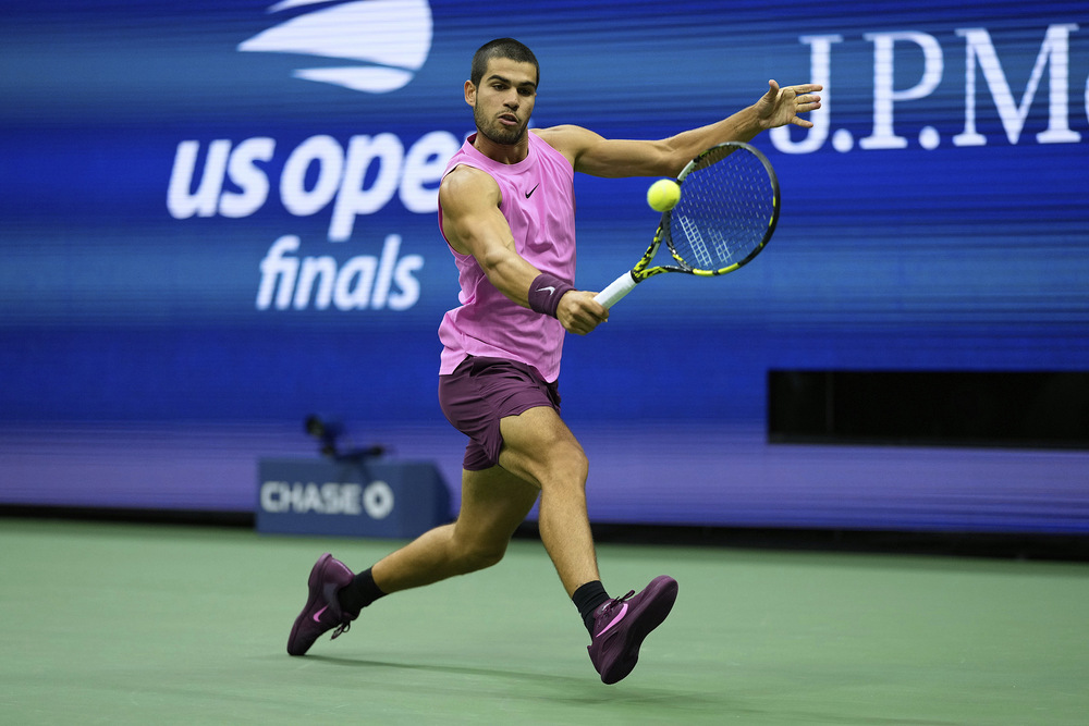 展现出更强 展现出更强